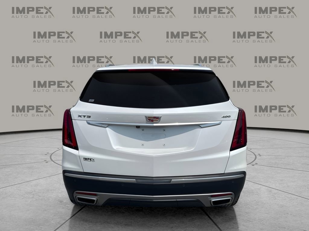 Used 2025 Cadillac XT5 Premium Luxury FWD image 4