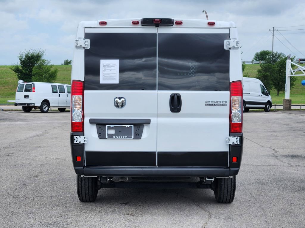 Used 2025 RAM ProMaster 2500 w/ U-Haul Equipment Group FWD image 6