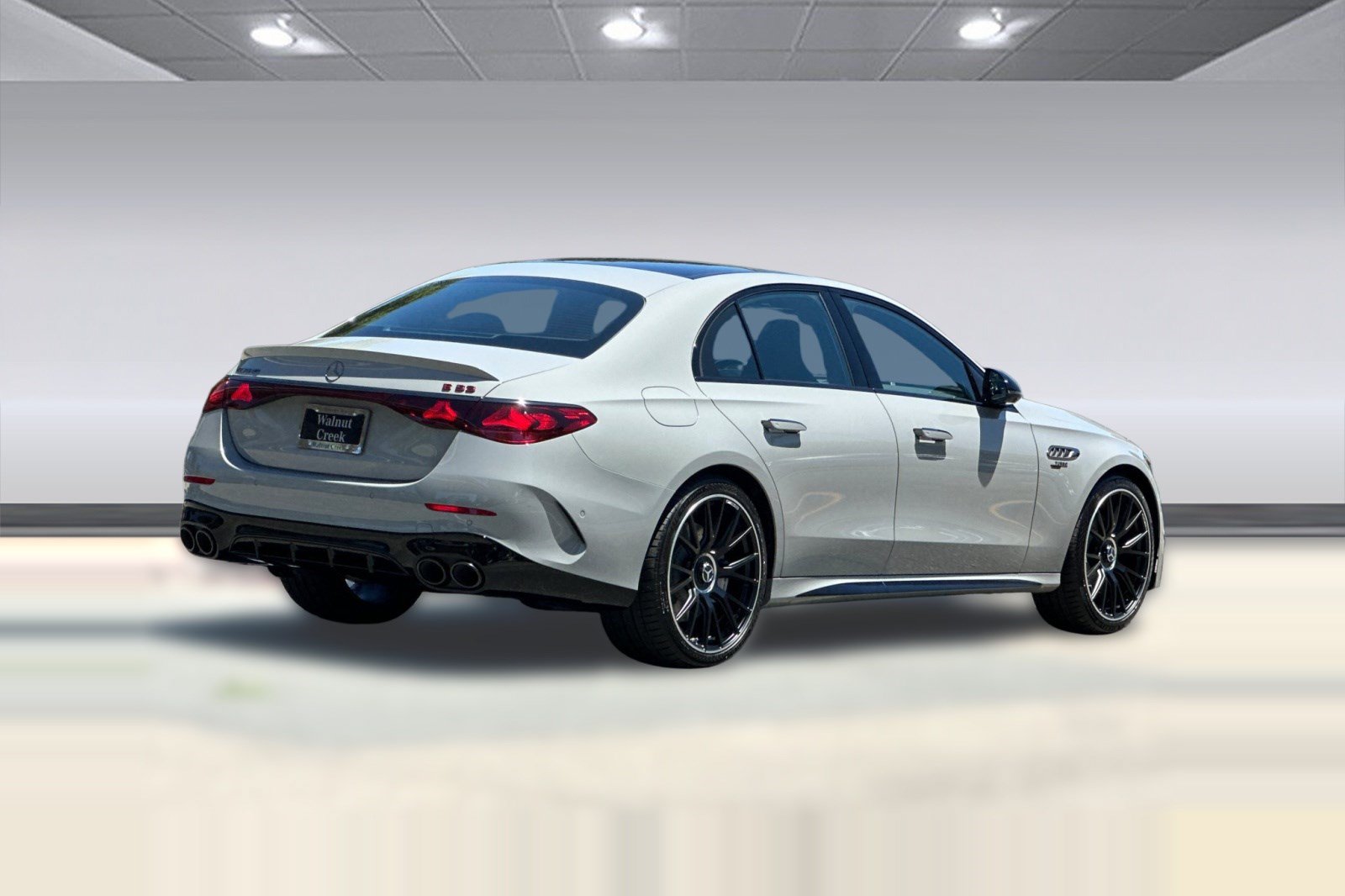 New 2026 Mercedes-Benz E 53 AMG e 4MATIC Sedan image 8