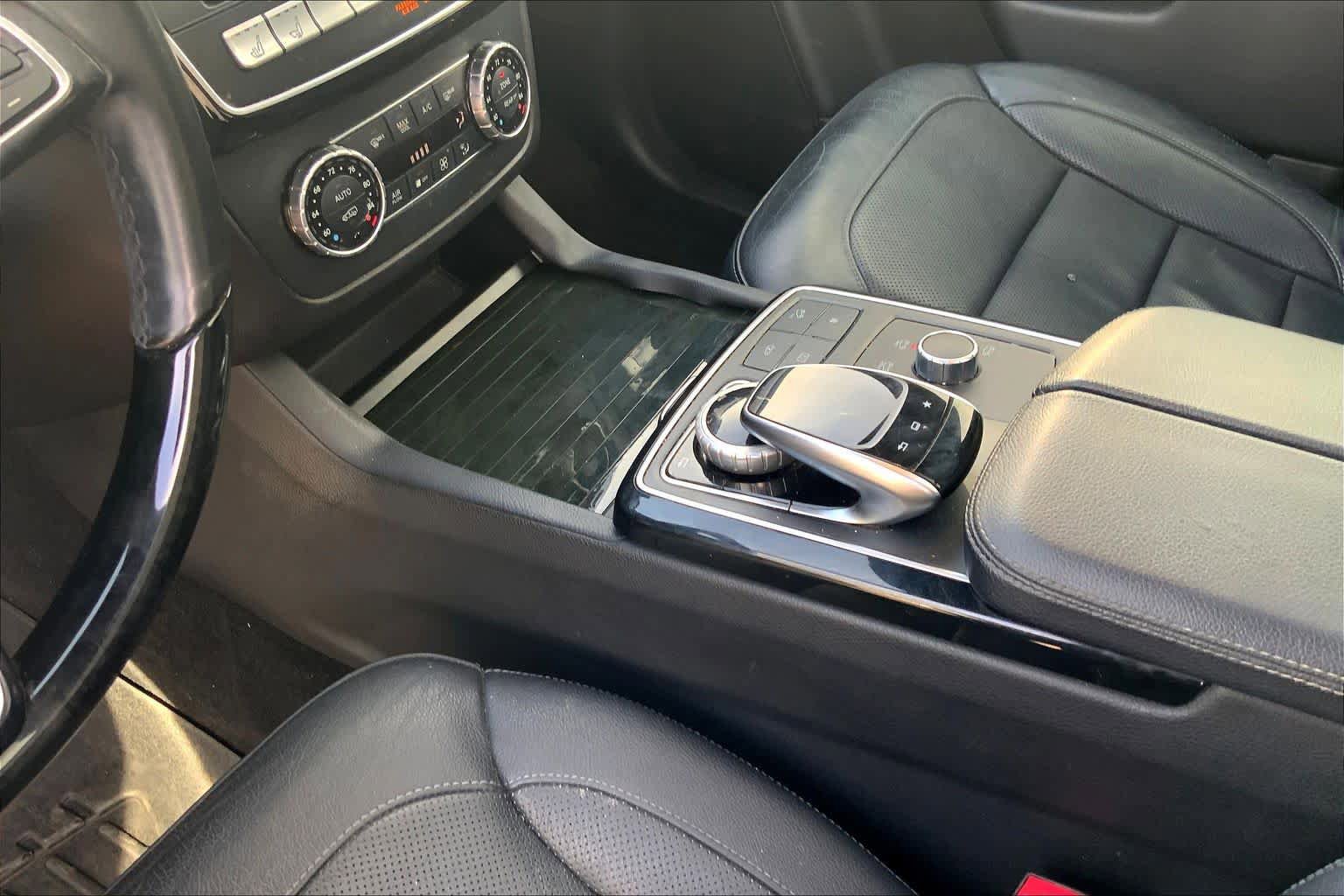 Used 2017 Mercedes-Benz GLS 550 4MATIC image 16