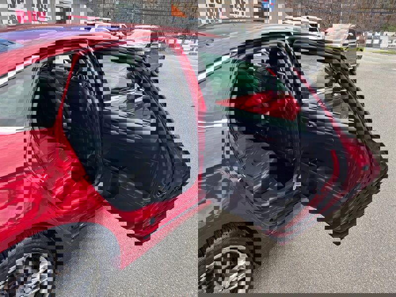 Used 2016 Ford Fusion Titanium image 39