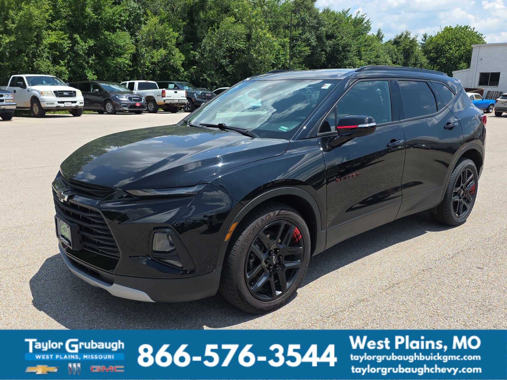 Used 2021 Chevrolet Blazer LT w/ Redline Edition AWD/4WD image 4