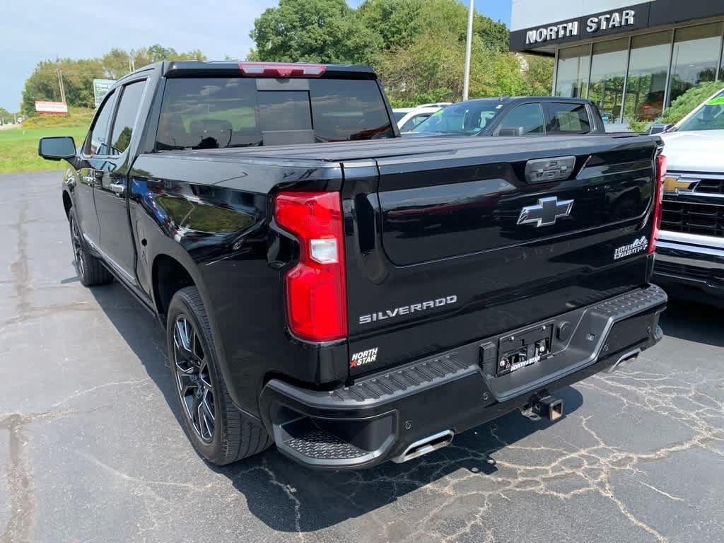 Certified 2024 Chevrolet Silverado 1500 High Country w/ Technology Package AWD/4WD image 3