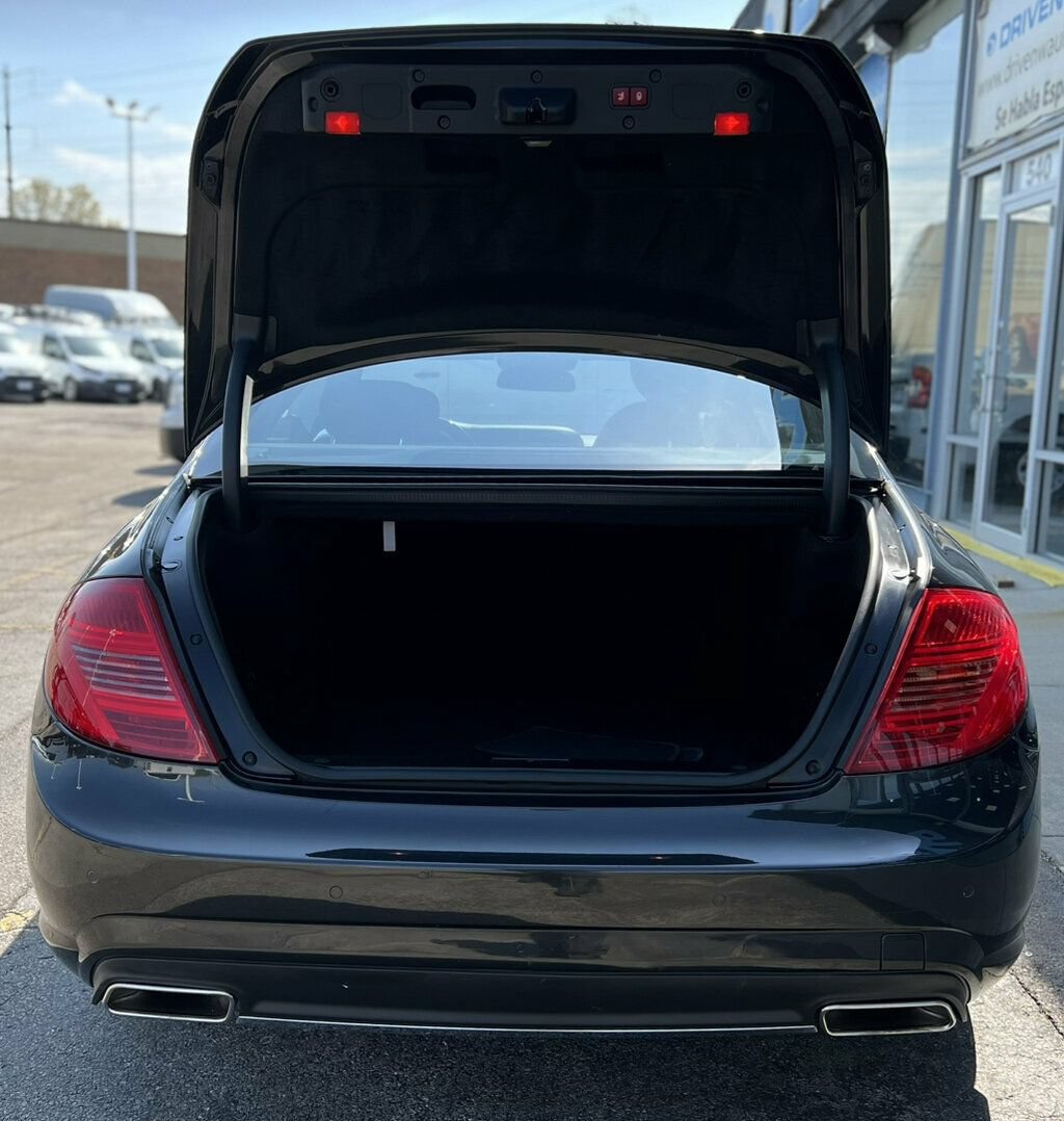 Used 2013 Mercedes-Benz CL 550 4MATIC w/ Grand Edition Pkg image 8