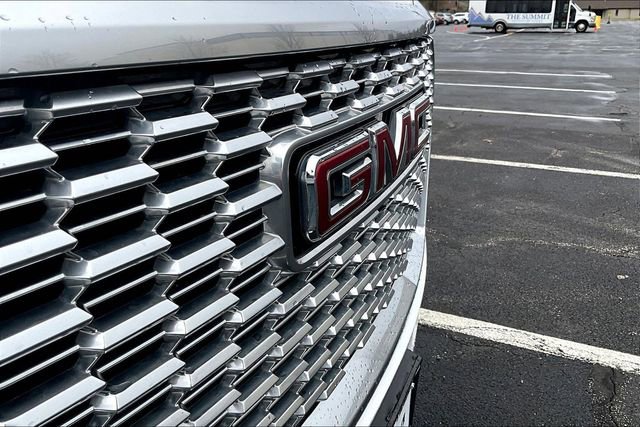 Used 2023 GMC Yukon Denali image 32