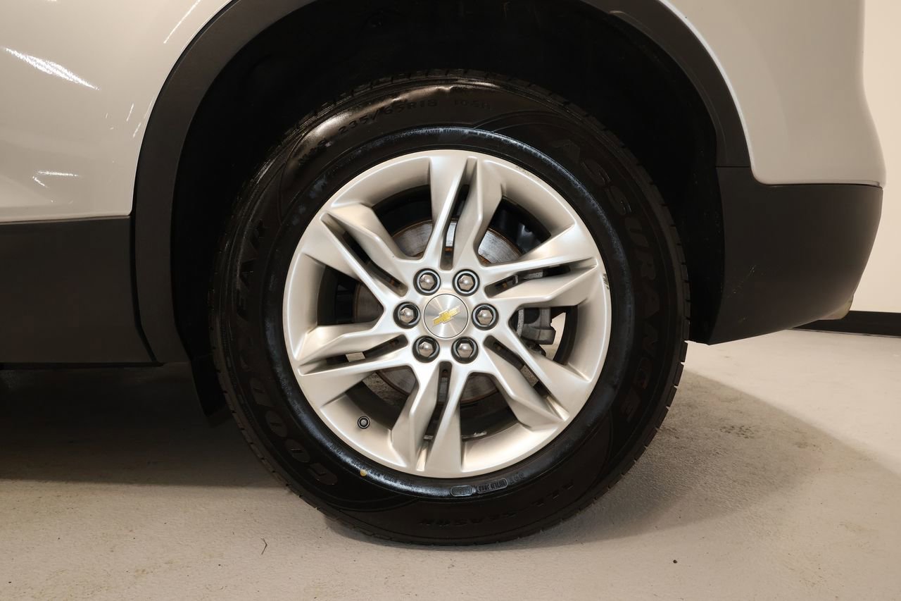 Used 2020 Chevrolet Blazer LT FWD image 33