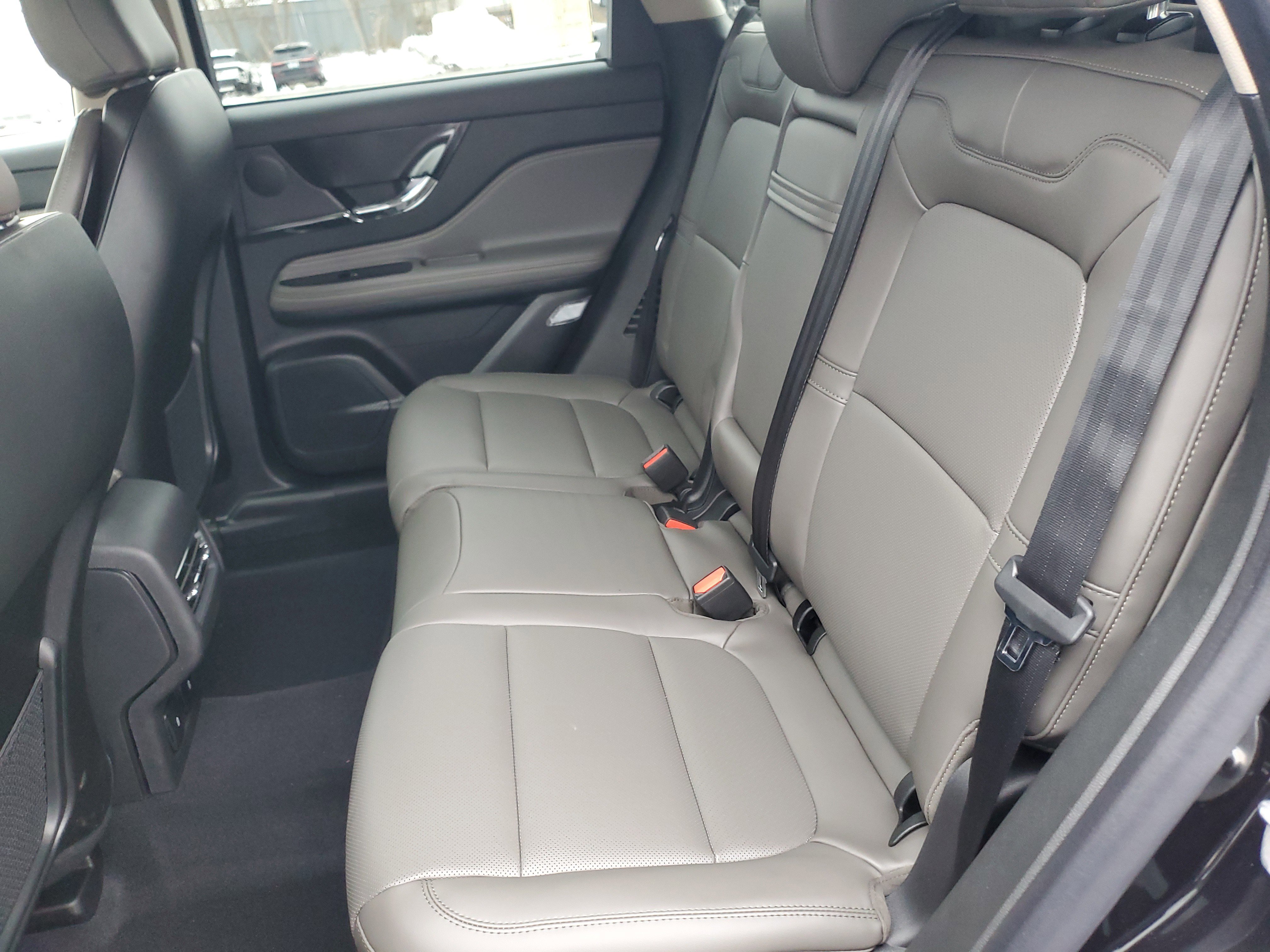 New 2026 Lincoln Corsair Premiere image 28