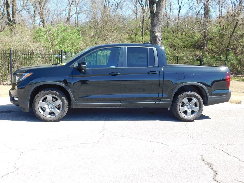 Certified 2025 Honda Ridgeline TrailSport image 2