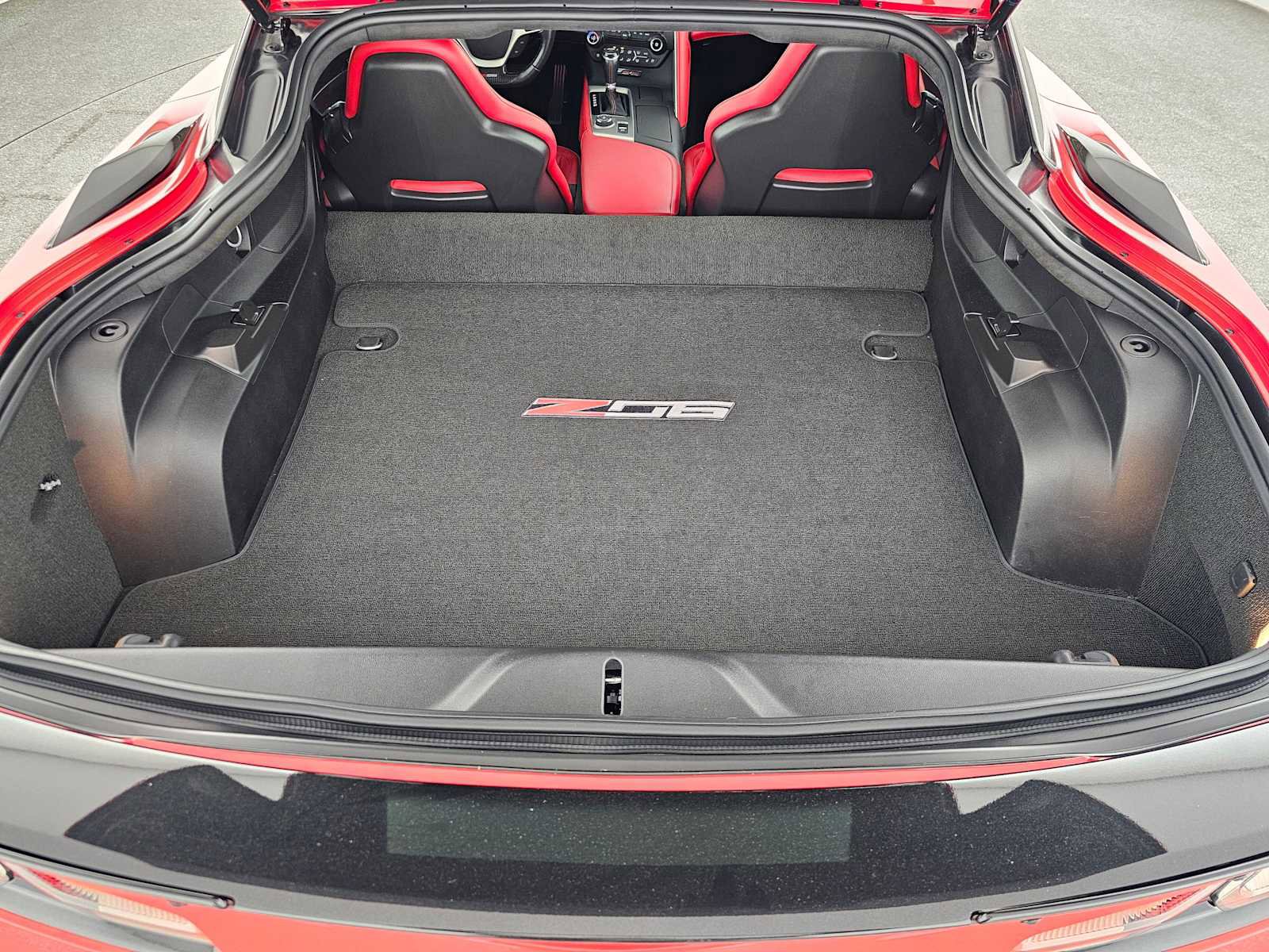 Used 2015 Chevrolet Corvette Z06 w/ 3LZ Preferred Equipment Group image 14