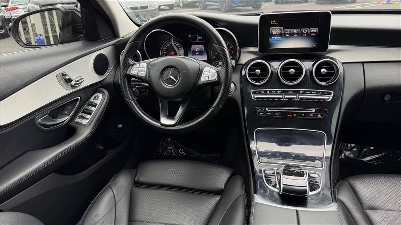 Used 2015 Mercedes-Benz C 300 Sedan image 18