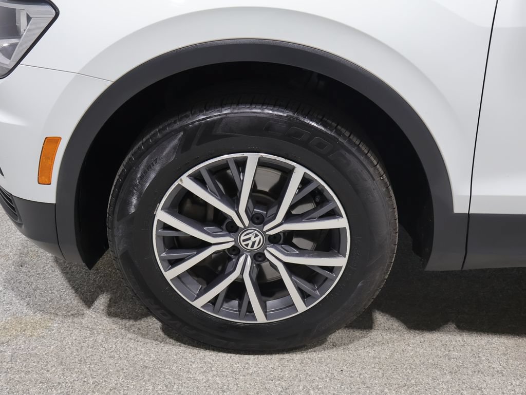 Used 2020 Volkswagen Tiguan SE AWD/4WD image 8