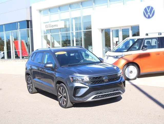 Used 2022 Volkswagen Taos SE