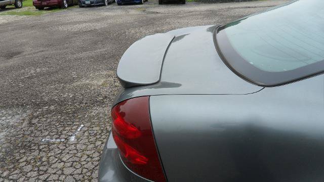 Used 2004 Pontiac Grand Prix GT2 w/ Leather Trim Pkg FWD image 6