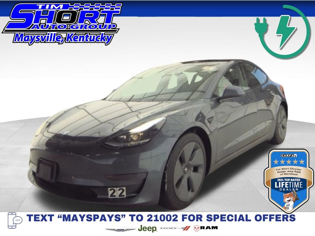 Used 2021 Tesla Model 3 Standard Range Plus image 1