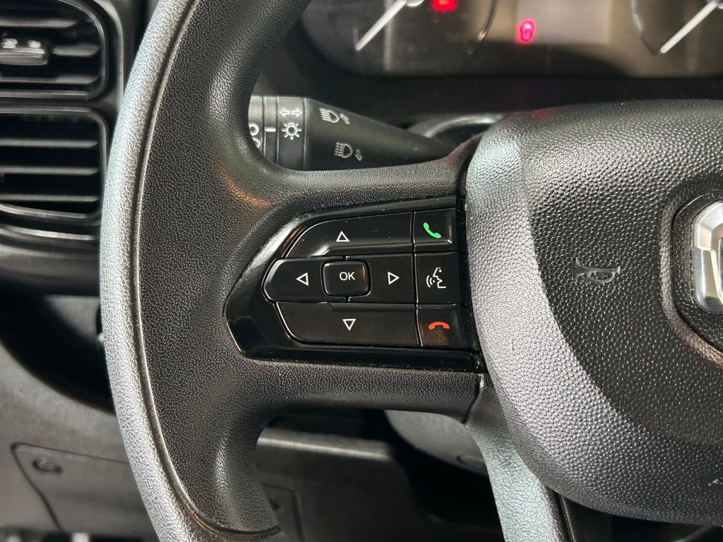 Used 2025 RAM ProMaster 2500 w/ Convenience Group image 21