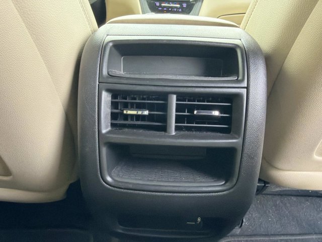 Used 2019 Cadillac XT5 FWD image 24