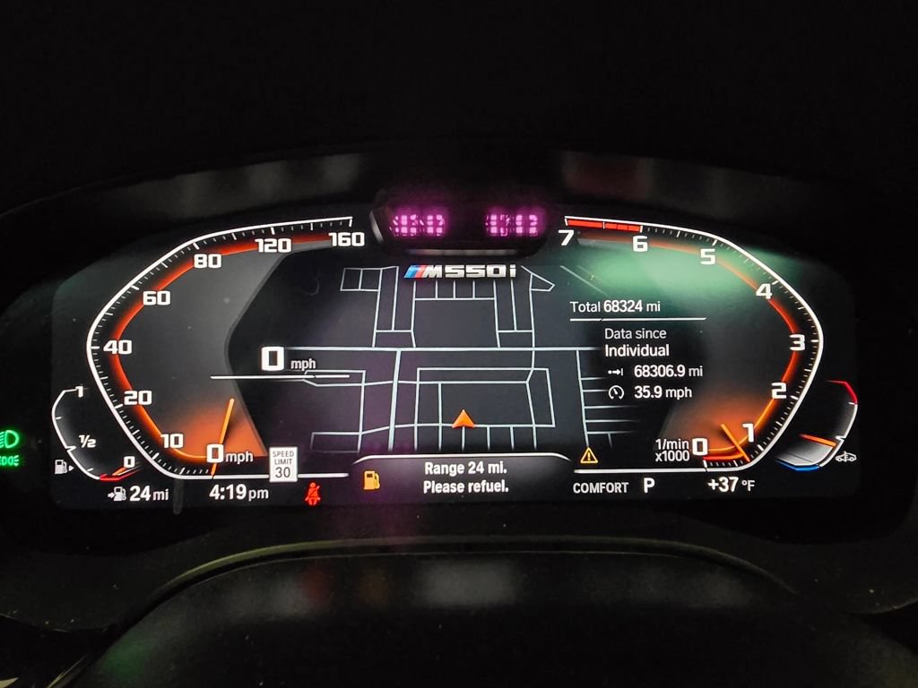 Used 2023 BMW M550i xDrive w/ Executive Package AWD/4WD image 39