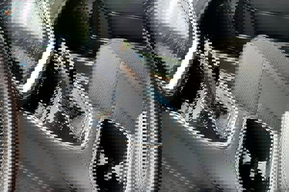 Used 2024 Subaru Outback Premium image 15