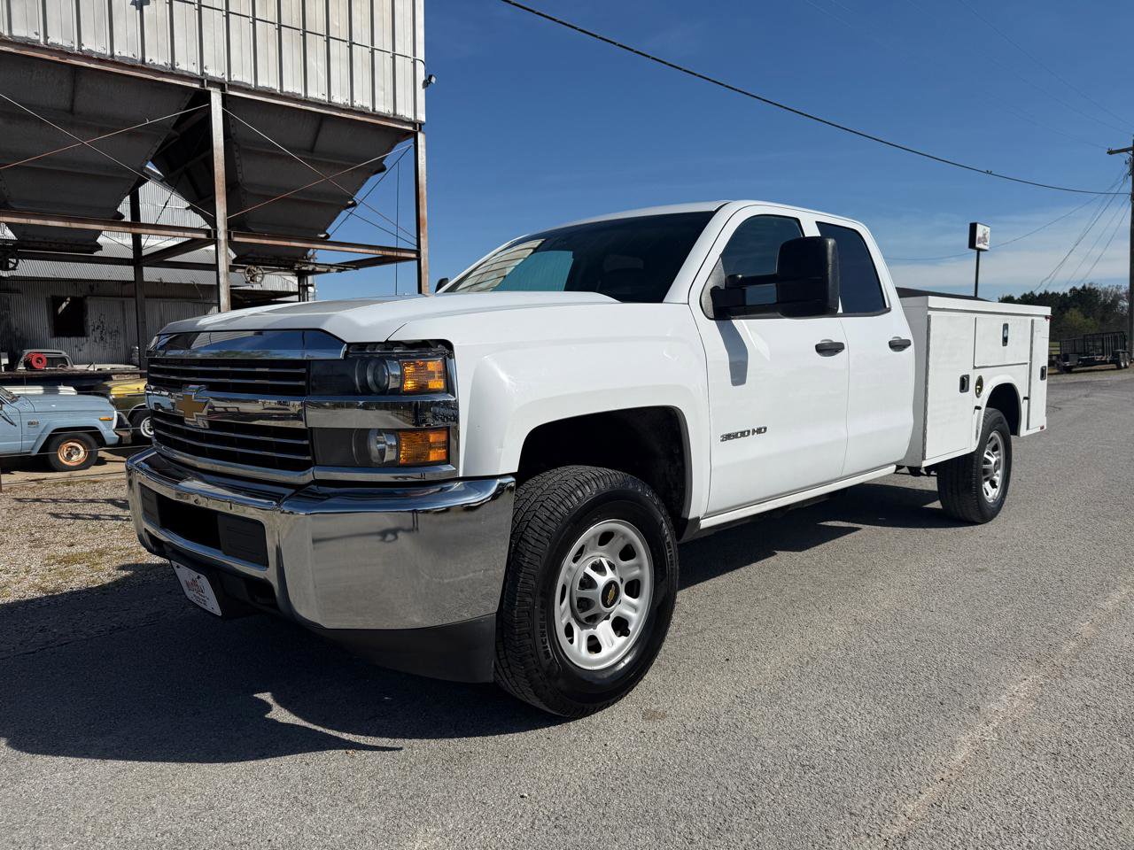 Used 2016 Chevrolet Silverado 3500 W/T image 1