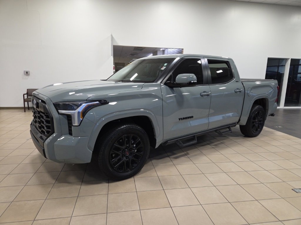Used 2024 Toyota Tundra SR5 image 3