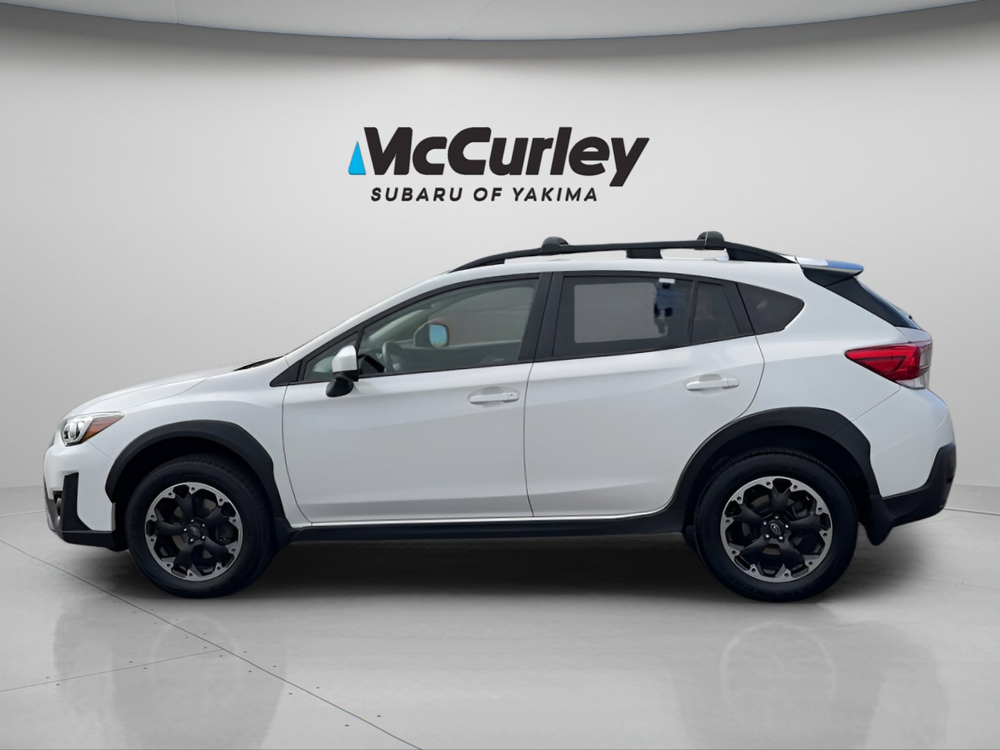 Used 2022 Subaru Crosstrek 2.0i Premium w/ Popular Package #2 image 2
