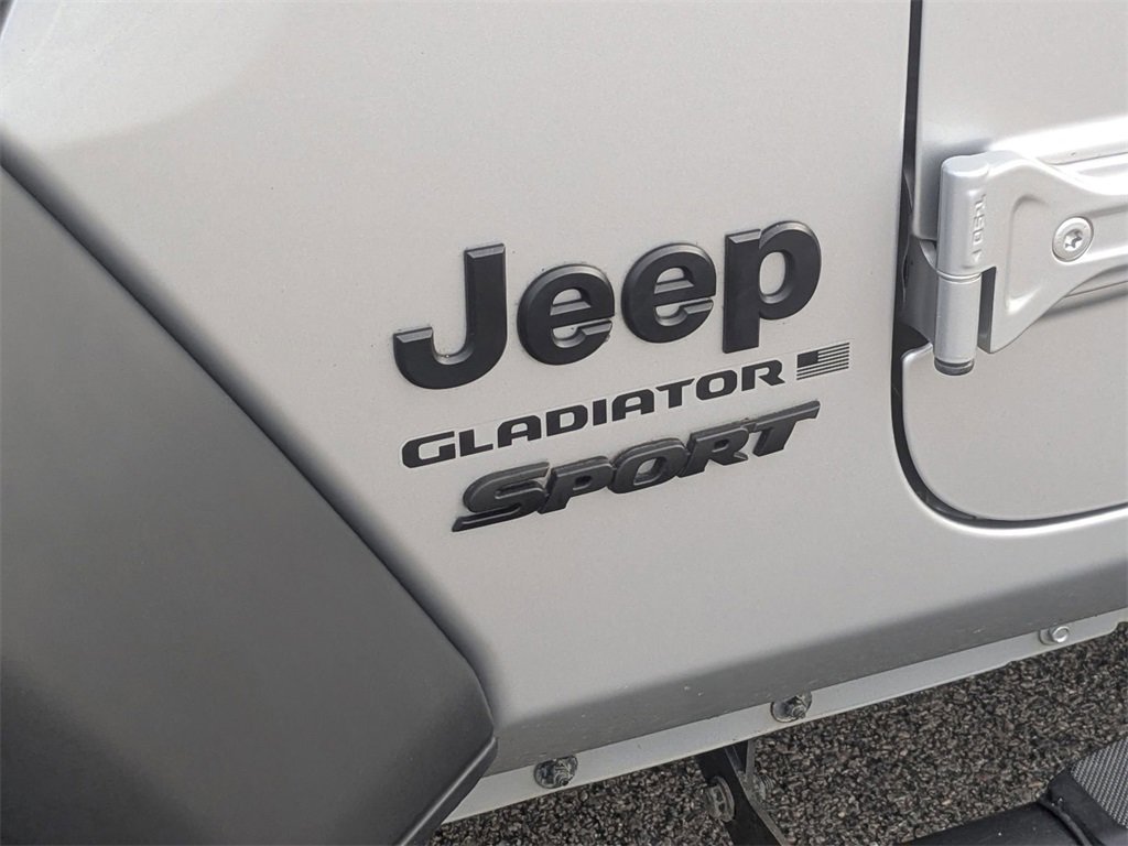 Used 2023 Jeep Gladiator Sport w/ Trailer Tow Package image 10