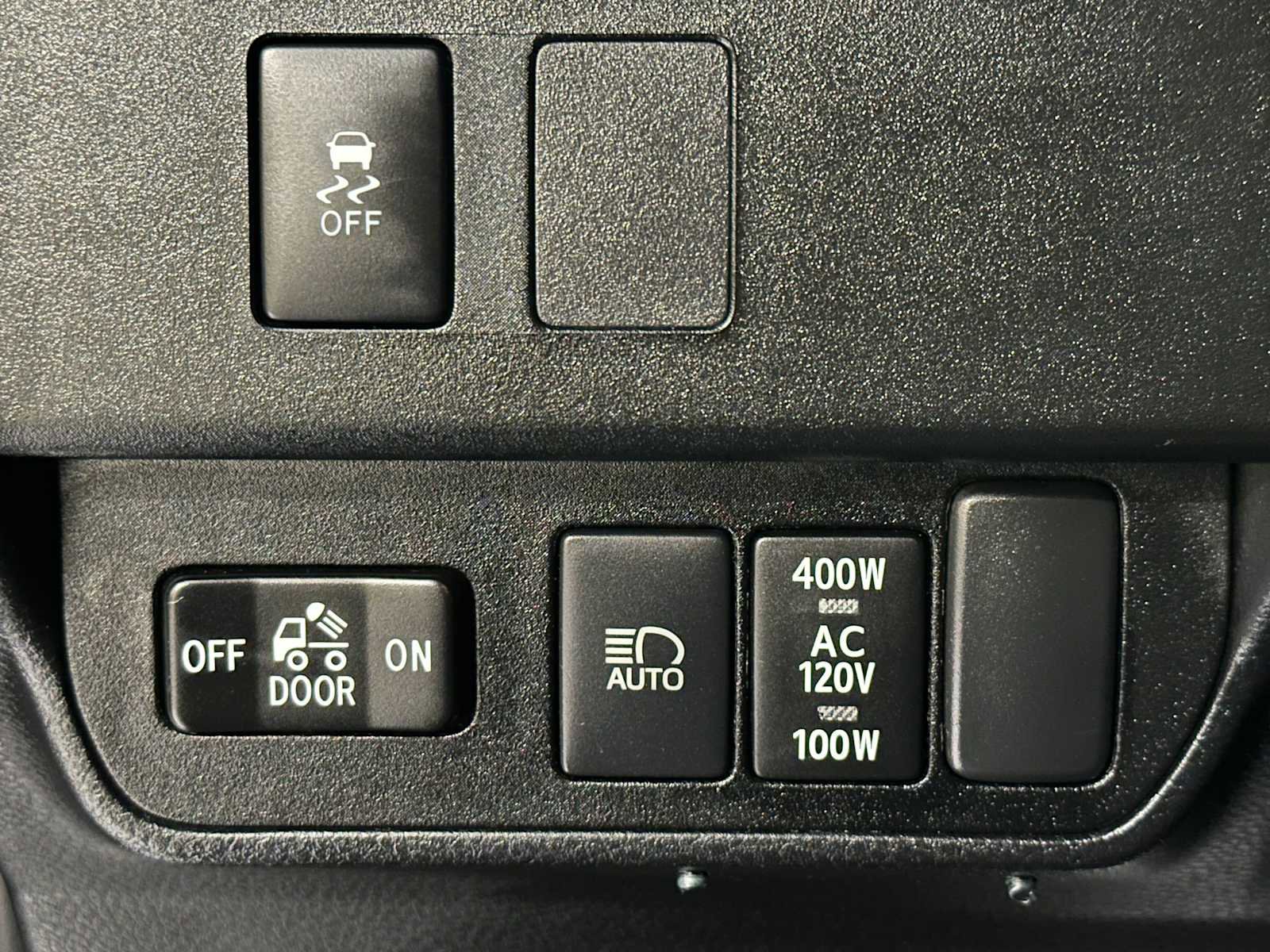 Certified 2022 Toyota Tacoma TRD Sport w/ Technology Package image 17