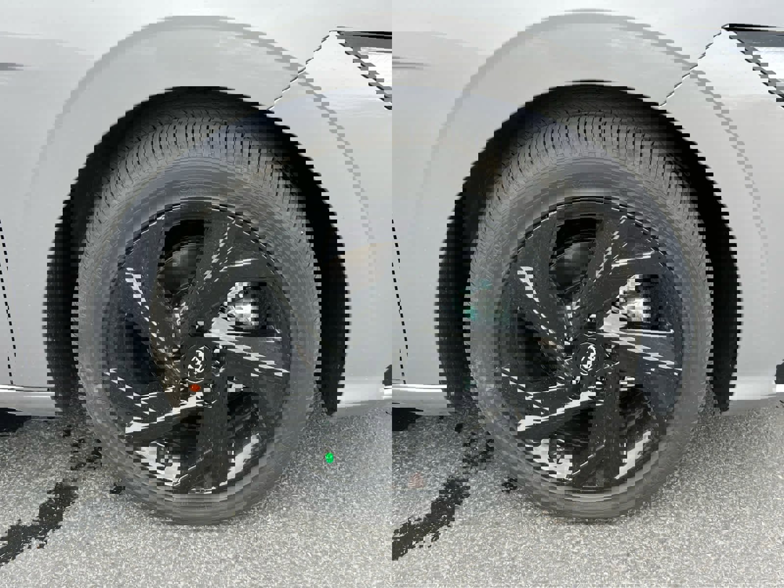 Certified 2026 Hyundai Elantra SEL Sport Premium w/ Cargo Package image 16