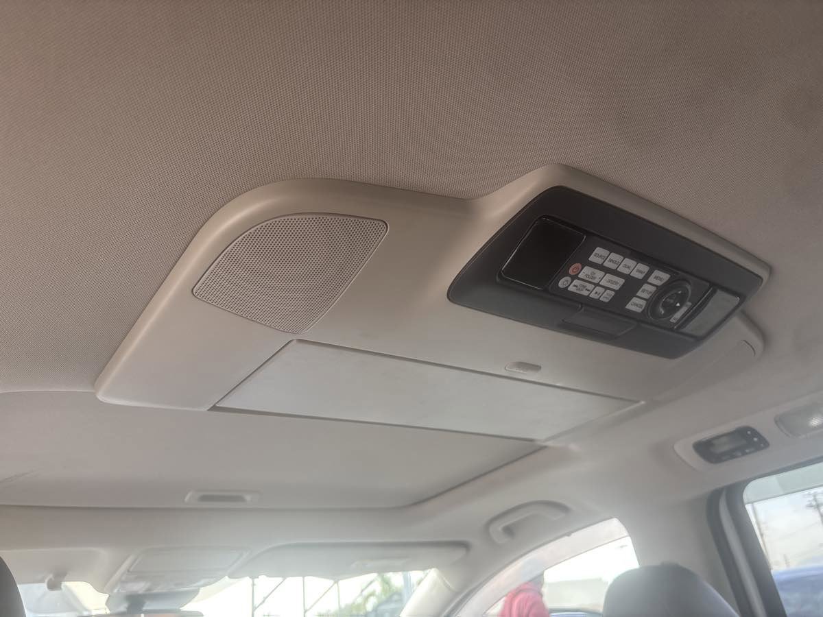 Used 2014 Honda Odyssey Touring image 24