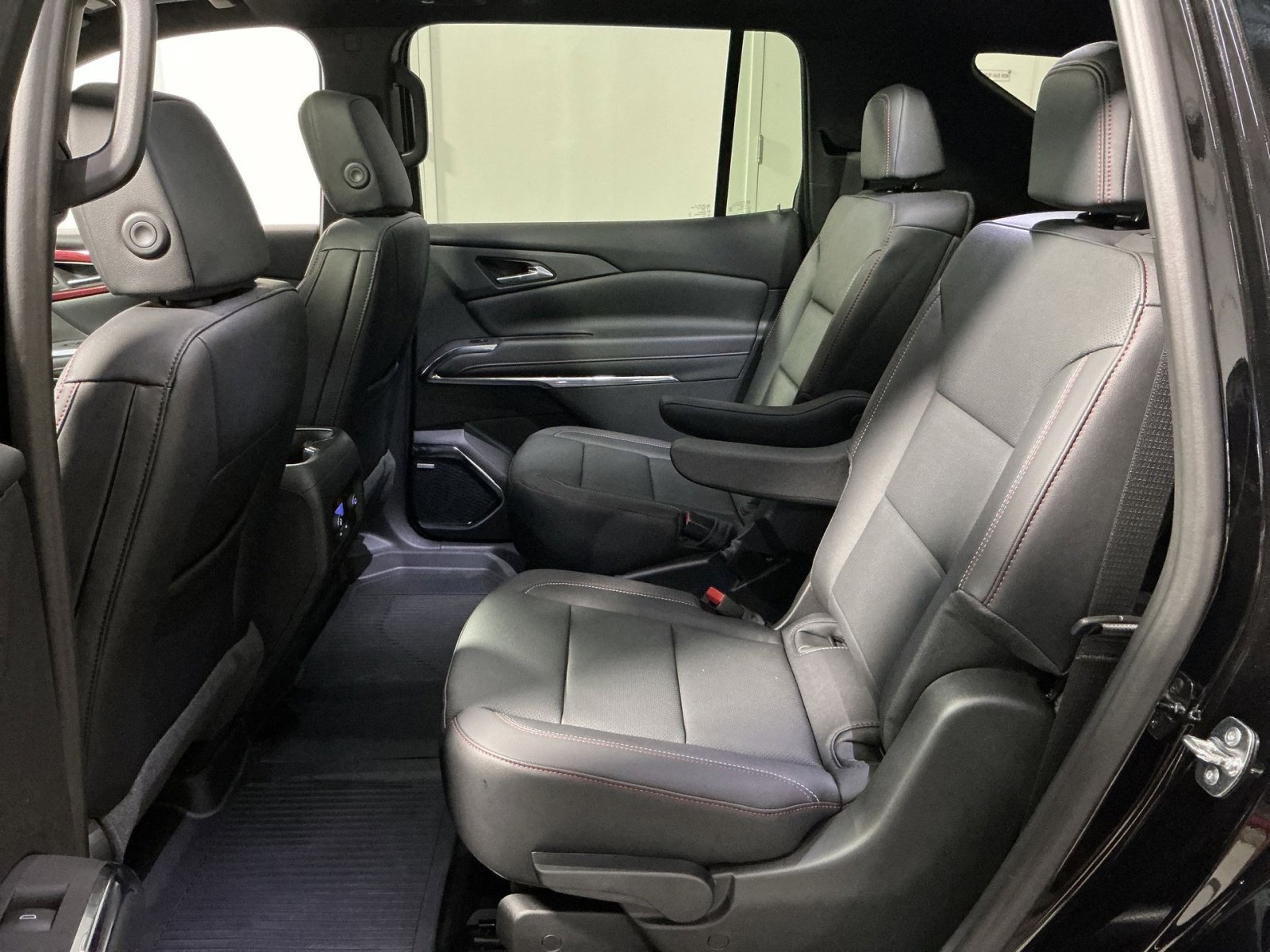 New 2026 Chevrolet Traverse Z71 w/ Enhanced Driving Package image 32