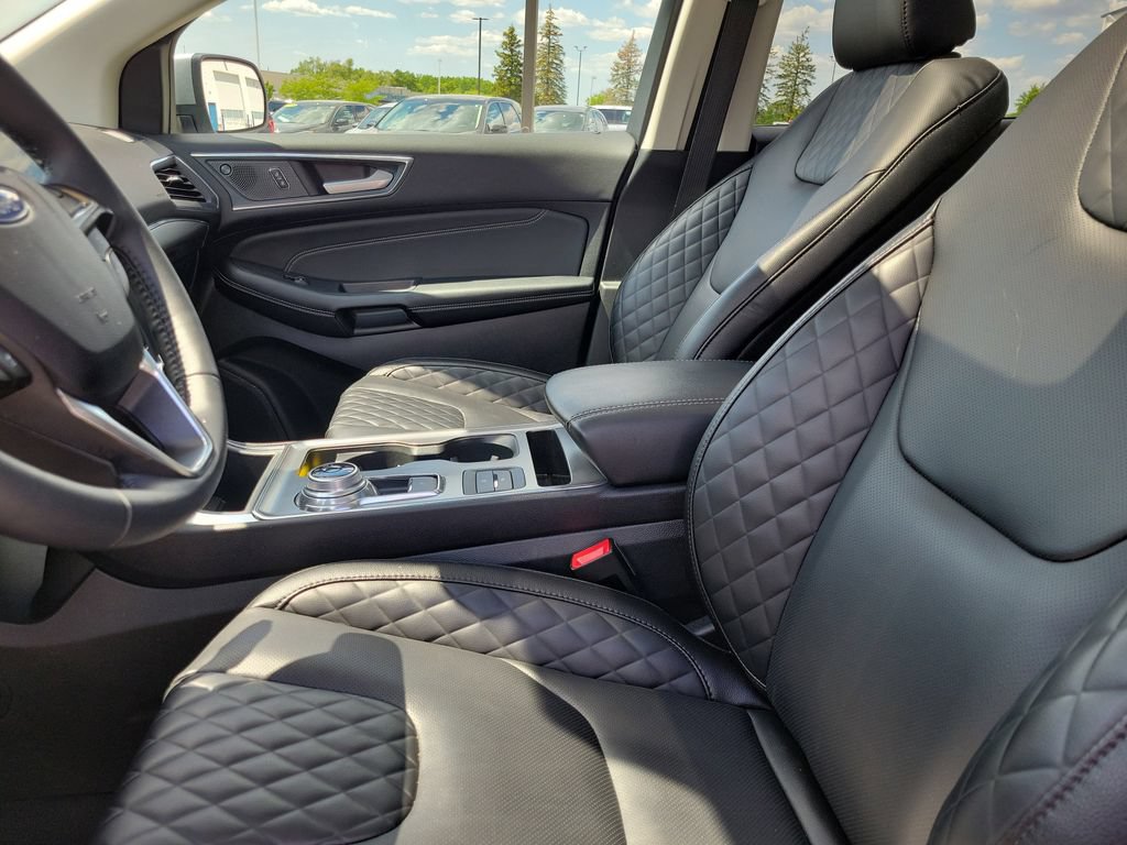 Used 2024 Ford Edge Titanium w/ Equipment Group 301A AWD/4WD image 20