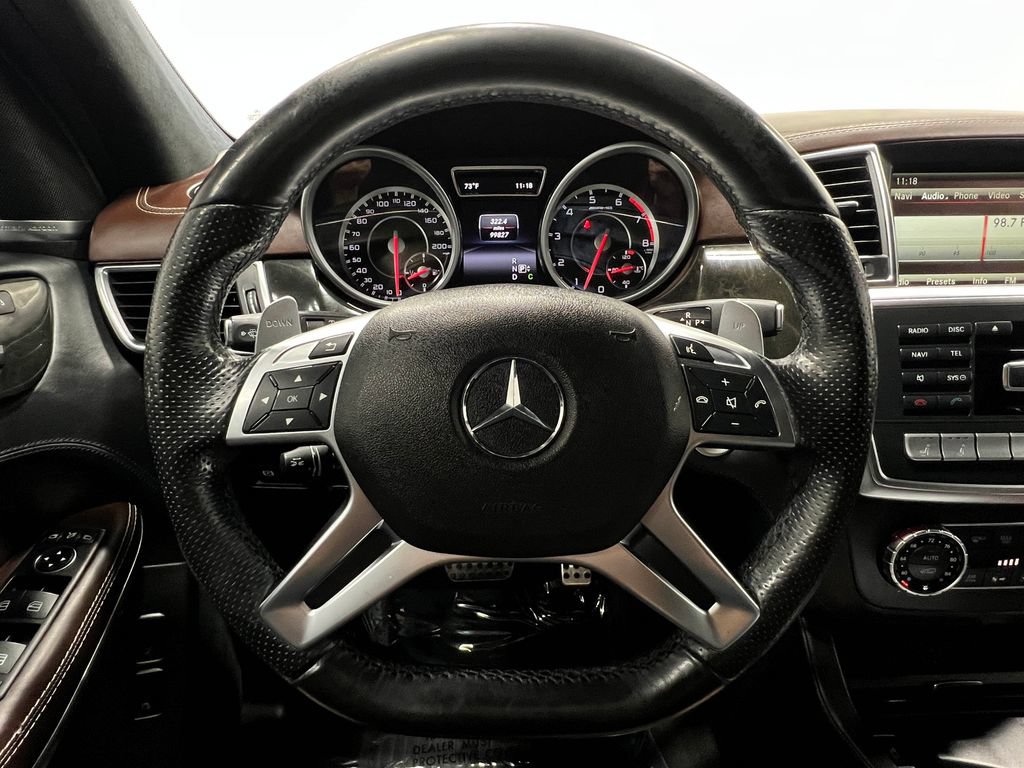 Used 2016 Mercedes-Benz GL 63 AMG 4MATIC image 23
