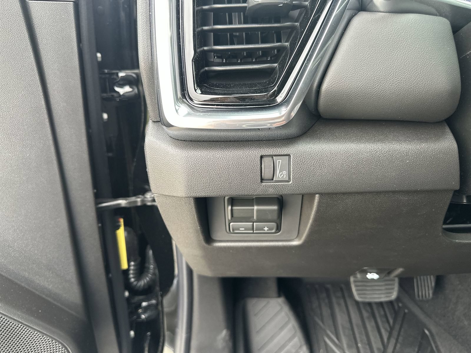 New 2026 GMC Canyon Elevation w/ Convenience Package AWD/4WD image 18