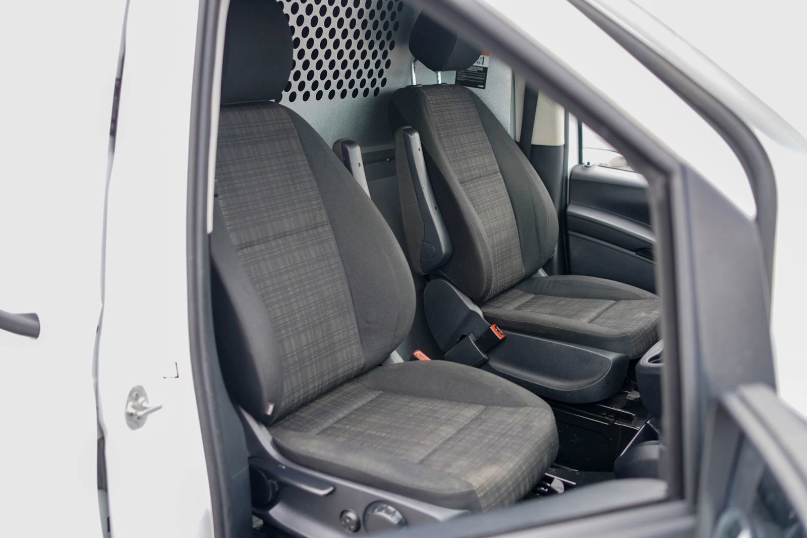 Used 2020 Mercedes-Benz Metris image 17