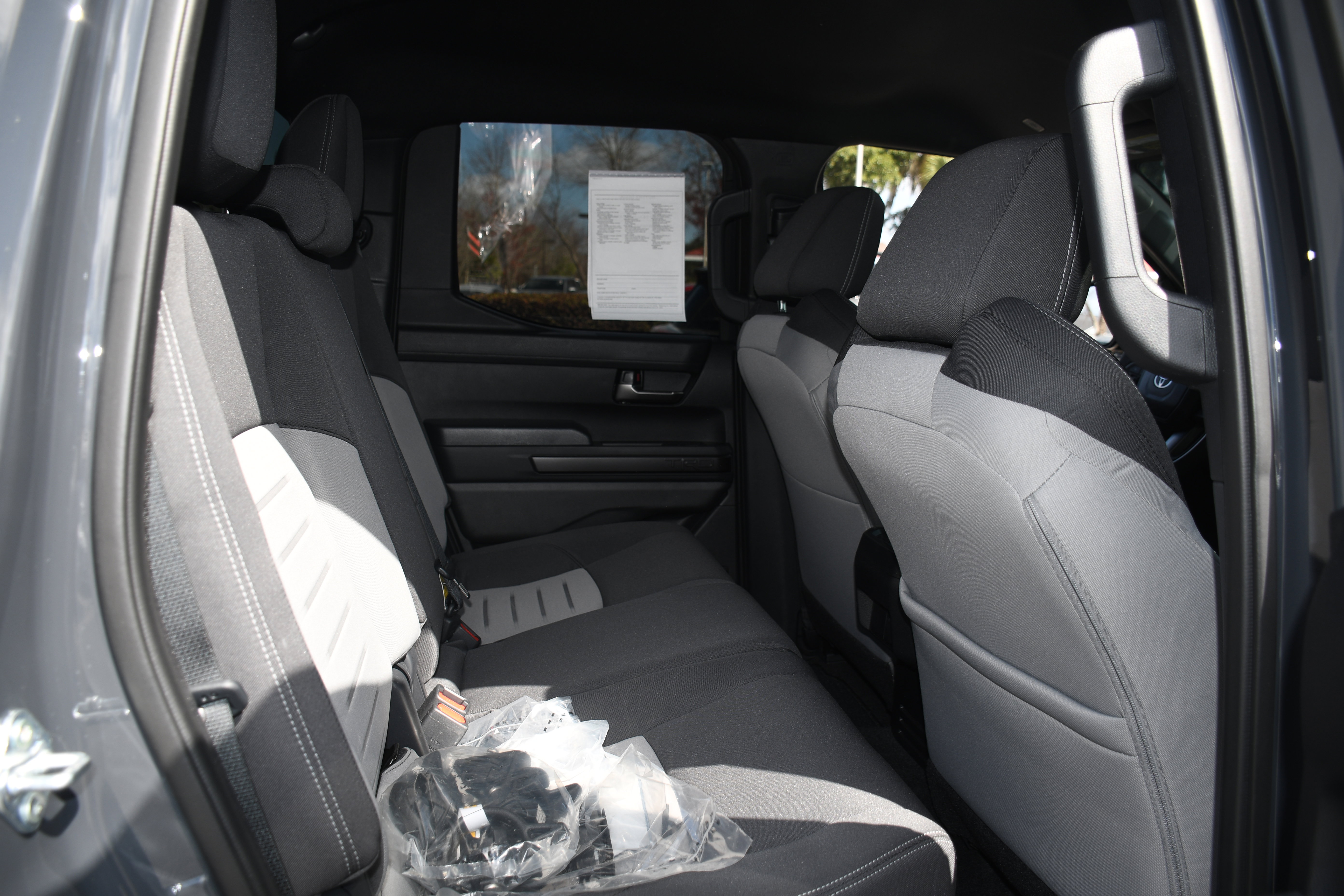 Certified 2025 Toyota Tacoma TRD Off-Road AWD/4WD image 19