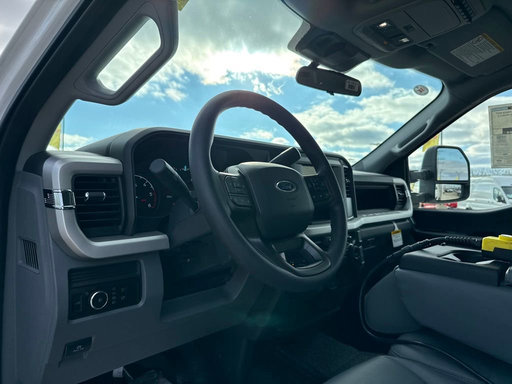 New 2026 Ford F450 XL w/ XL Chrome Package image 29