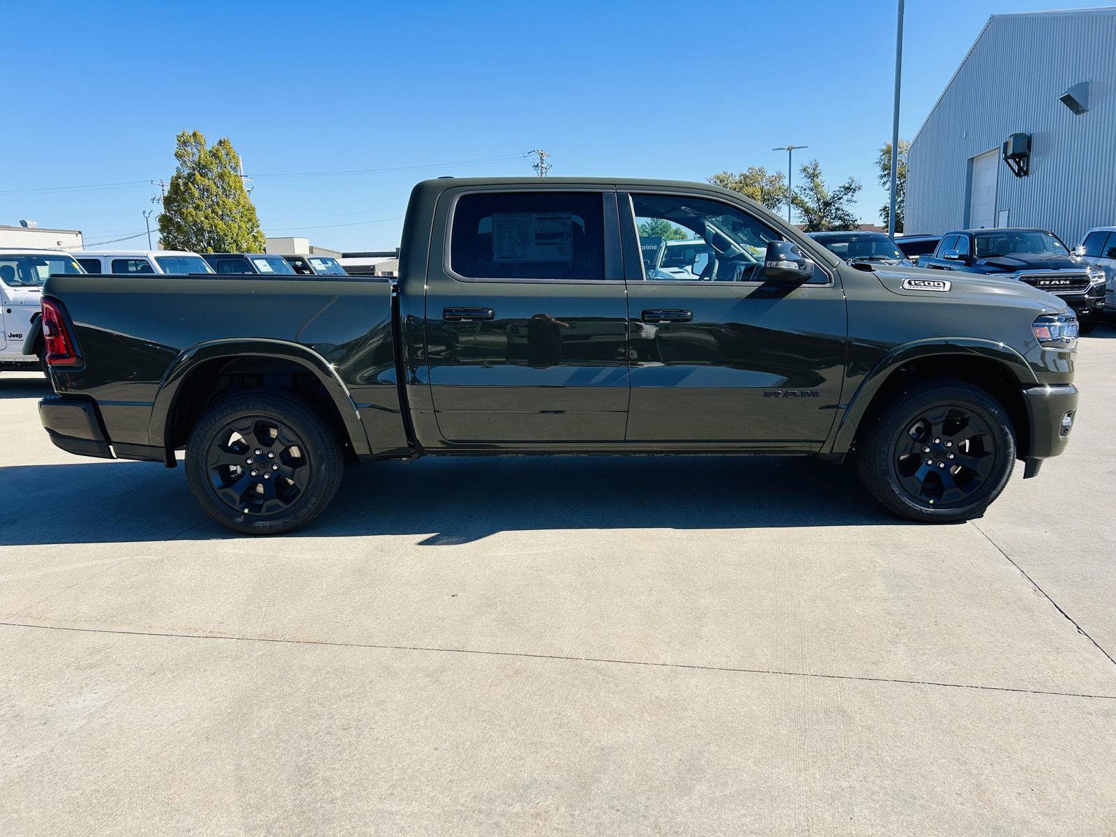 New 2027 RAM 1500 Big Horn AWD/4WD image 39