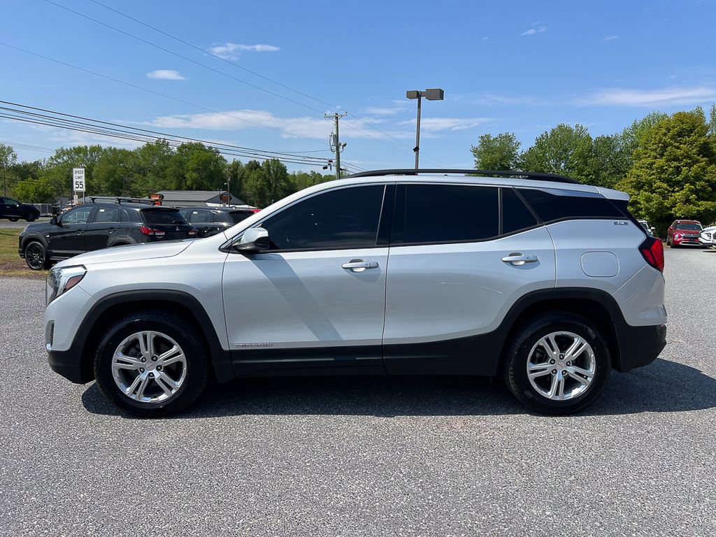 Used 2019 GMC Terrain SLE w/ Driver Convenience Package AWD/4WD image 2