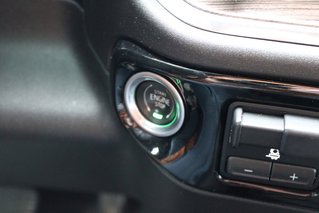 Used 2024 Chevrolet Silverado 2500 LT image 23