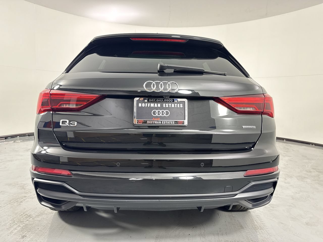 Used 2022 Audi Q3 2.0T Premium Plus w/ Premium Plus Package AWD/4WD image 34