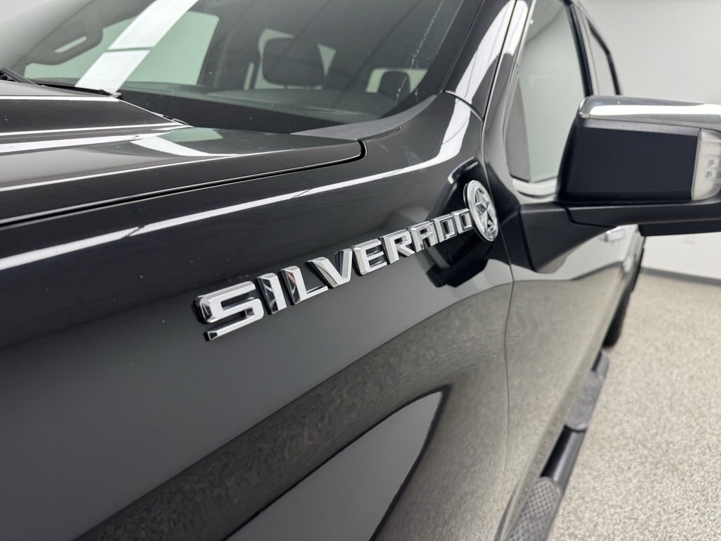 Used 2021 Chevrolet Silverado 1500 LTZ image 16