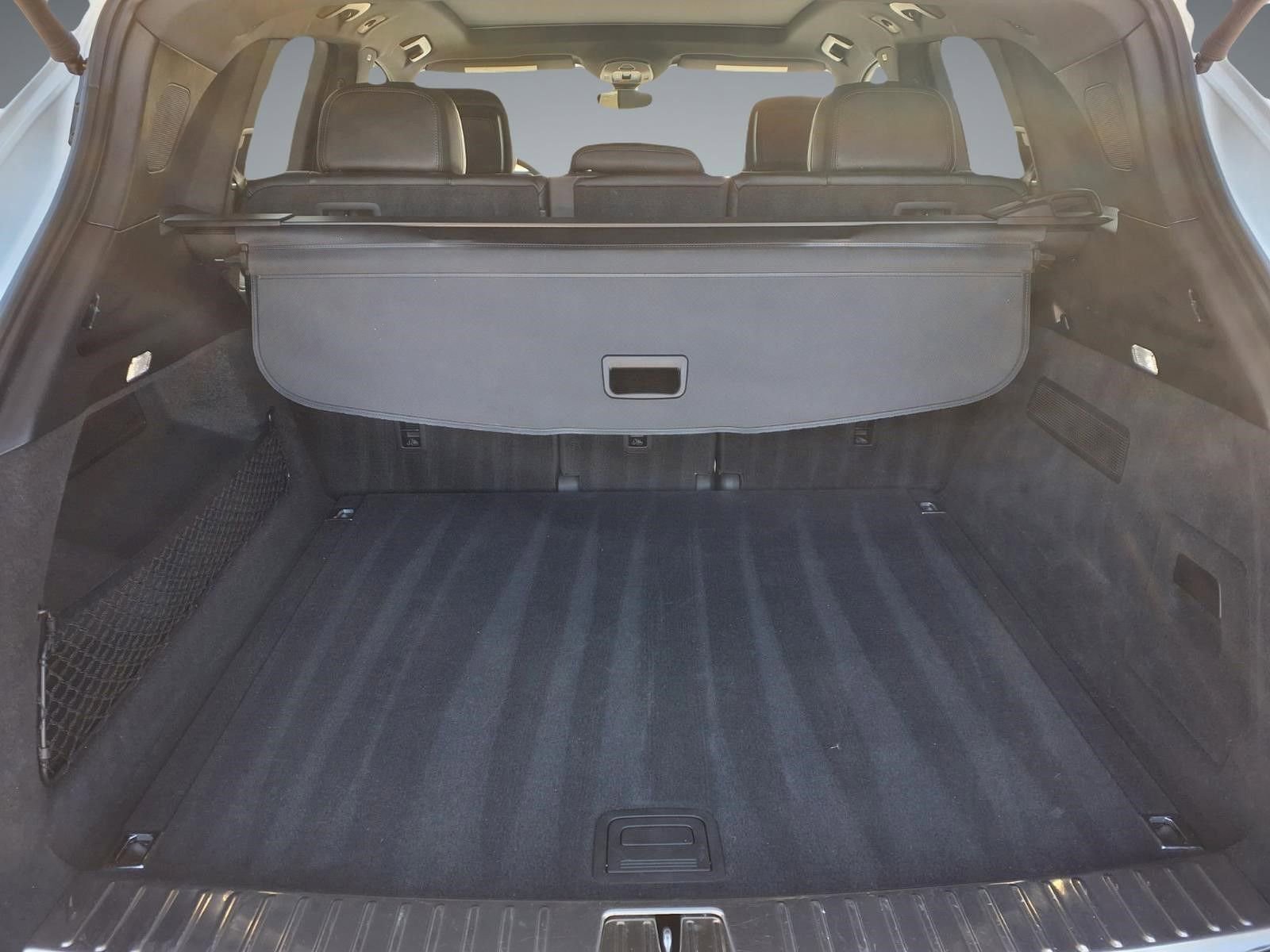 Used 2025 Porsche Cayenne image 12