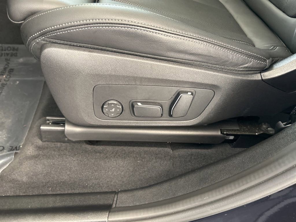 Used 2024 BMW X3 M40i w/ Premium Package image 45