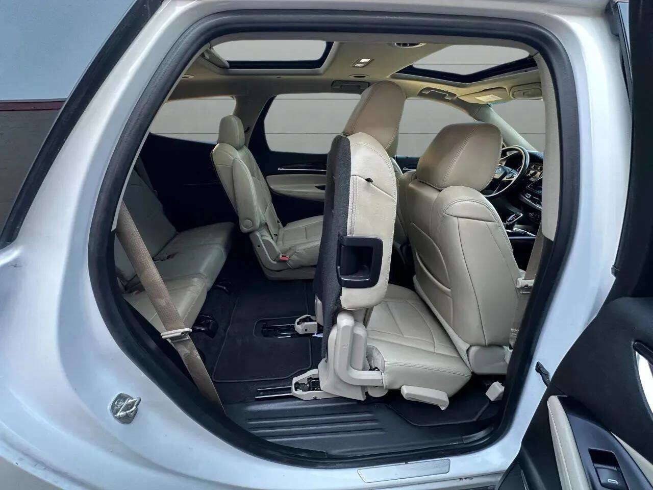 Used 2020 Buick Enclave Essence w/ Sound and Sites Package AWD/4WD image 47