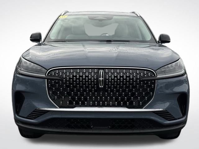 New 2026 Lincoln Aviator AWD image 3