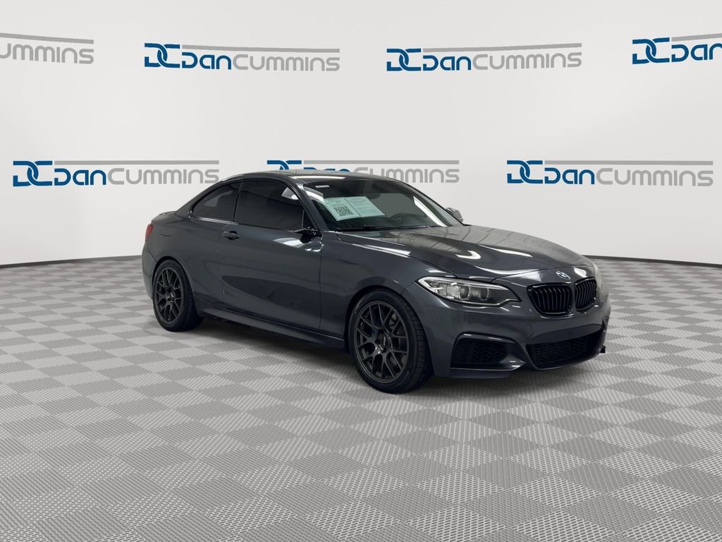 Used 2016 BMW M235i Coupe RWD image 2