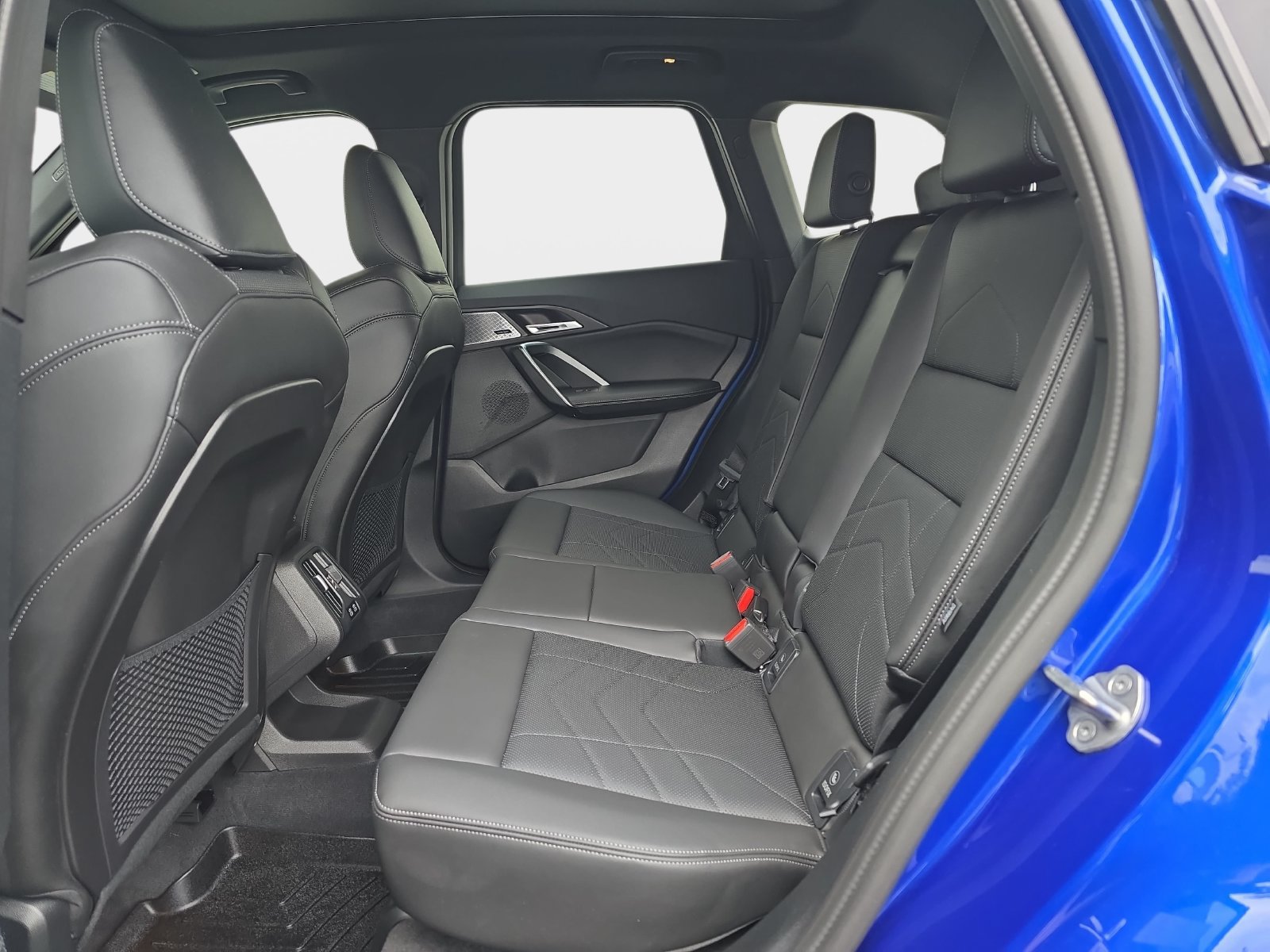 Used 2024 BMW X1 M35i w/ Premium Package AWD/4WD image 16