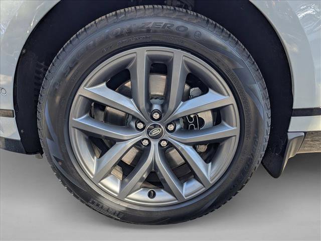 Certified 2026 Land Rover Range Rover Velar Dynamic SE image 10