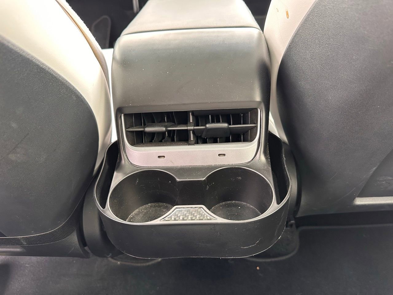 Used 2024 Tesla Model Y Long Range image 19