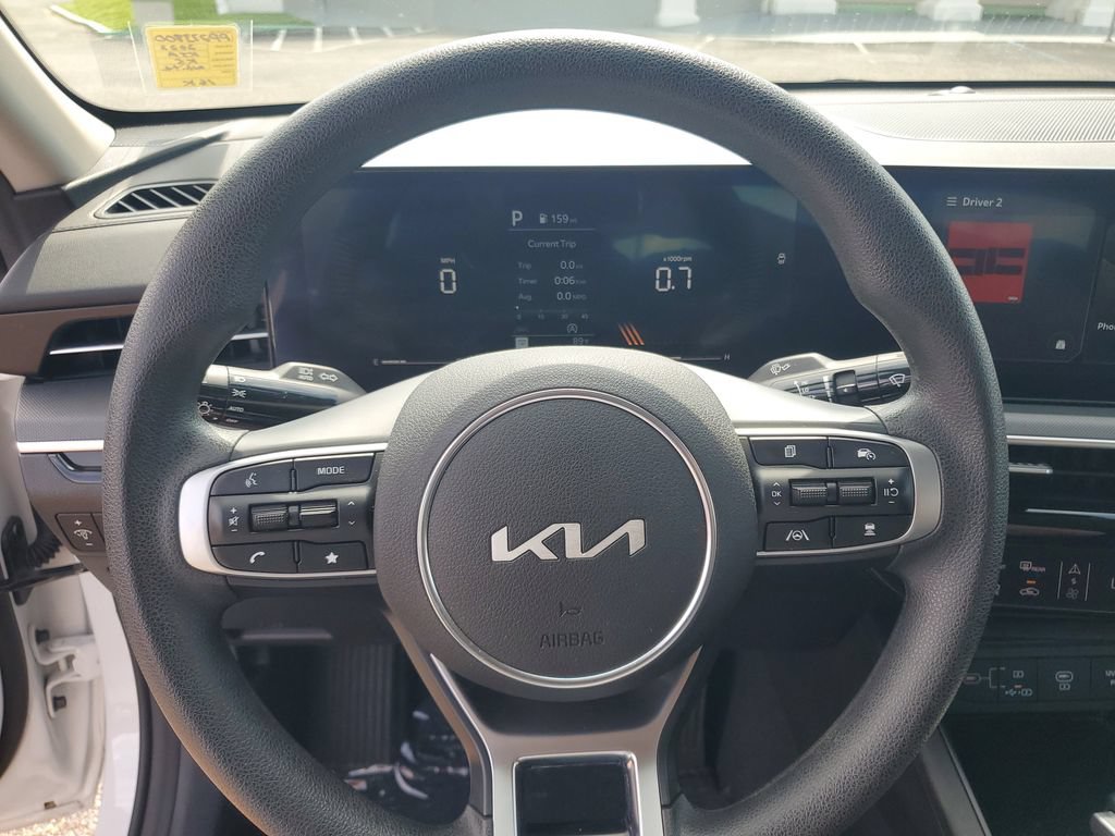 Used 2025 Kia K5 LXS FWD image 10